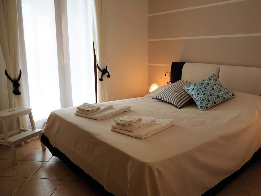 Bellasirmione Holiday Apartments חדר תמונה